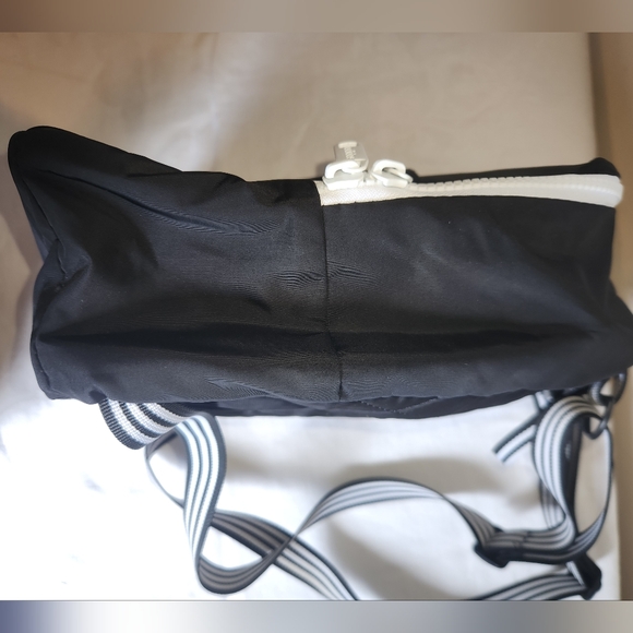 Small Adidas Backpack - Picture 10 of 11